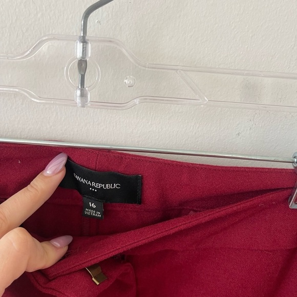 Banana Republic Red Trousers - Picture 3 of 4